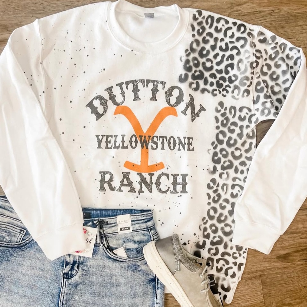Country Western Yellowstone Dutton Ranch Crewneck Sweatshirt White Black Leopard